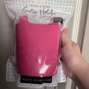Ryan and Rose Cutie Holder